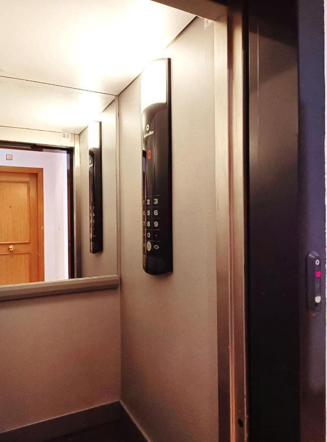 Apartamentos Wayteko Alicante Luaran gambar