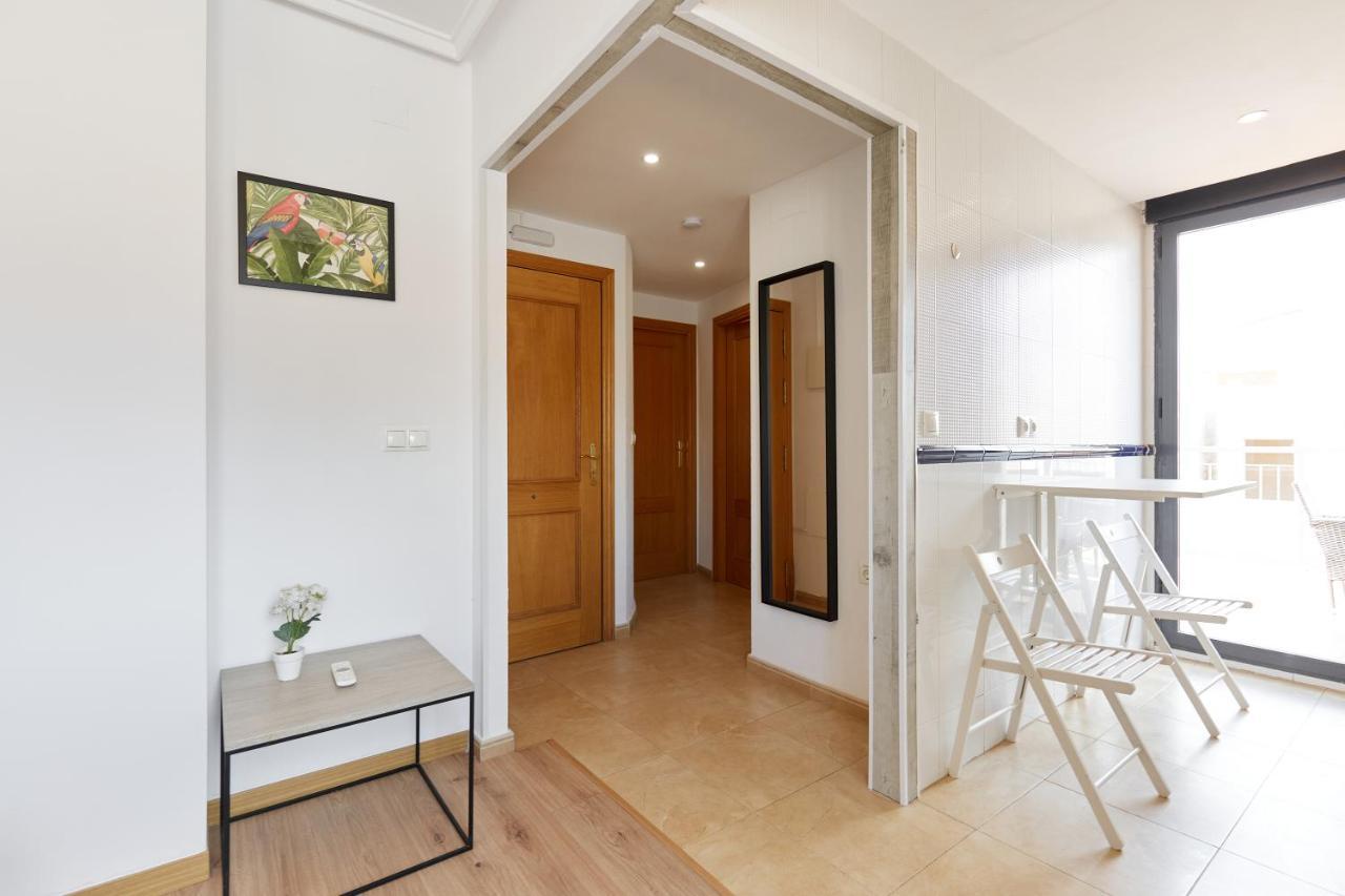 Apartamentos Wayteko Alicante Luaran gambar