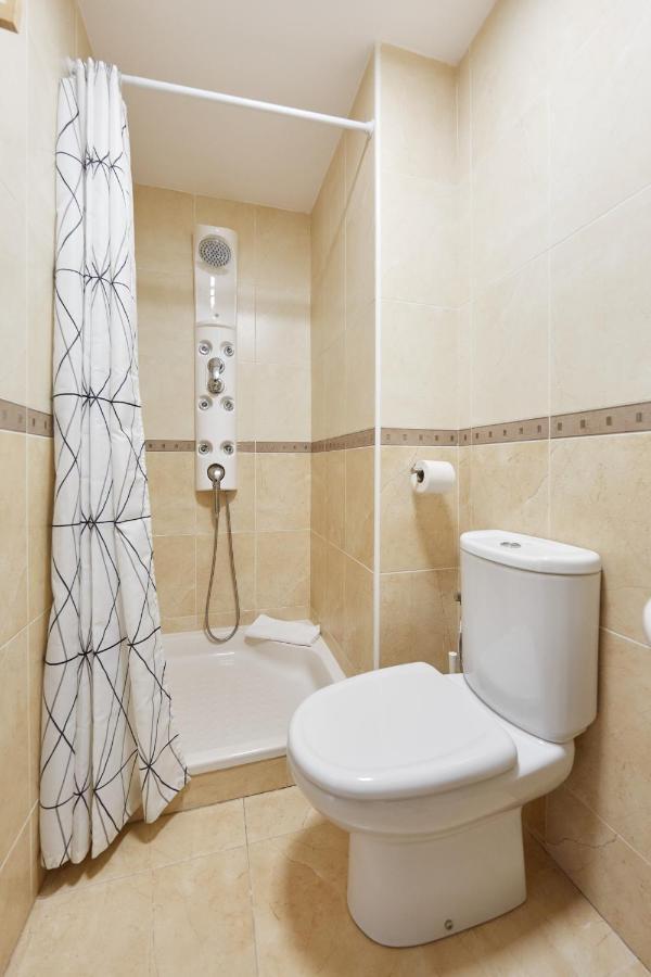 Apartamentos Wayteko Alicante Luaran gambar