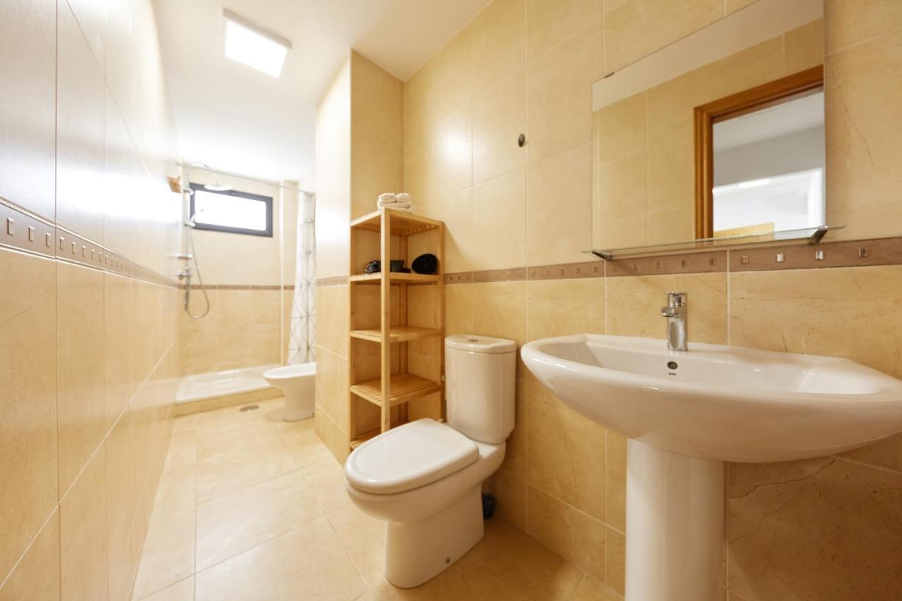 Apartamentos Wayteko Alicante Luaran gambar